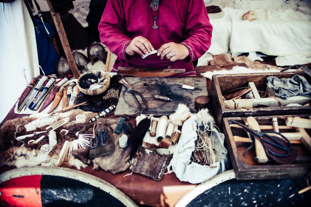 welcome-to-painted-coyote-creations-leatherworking
